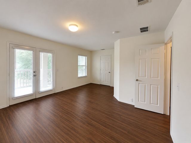 10661 Traymore Drive, Fort Worth, TX 76244