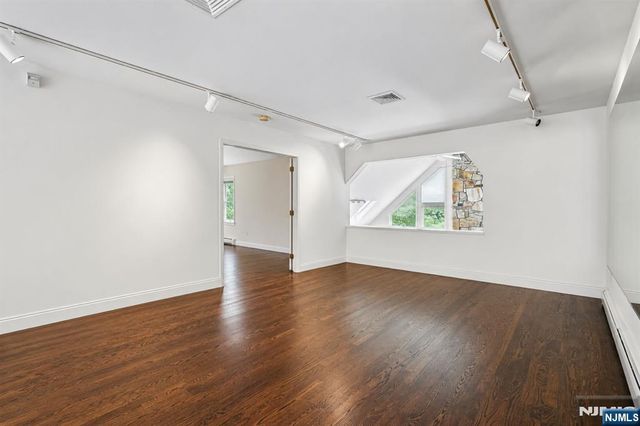 66 Adams Drive, Cresskill, NJ 07626