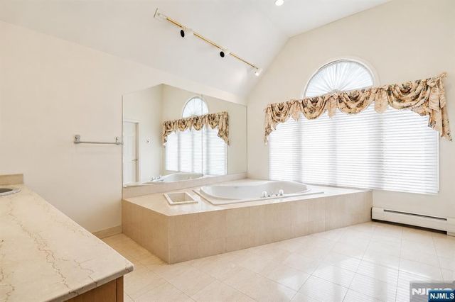 66 Adams Drive, Cresskill, NJ 07626