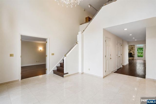66 Adams Drive, Cresskill, NJ 07626