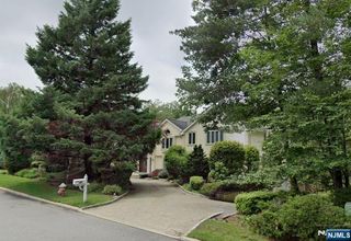66 Adams Drive, Cresskill, NJ 07626