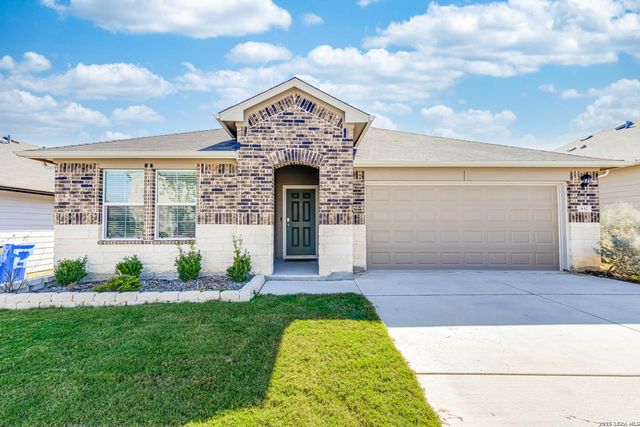 832 Indian Mallow, Seguin, TX 78155