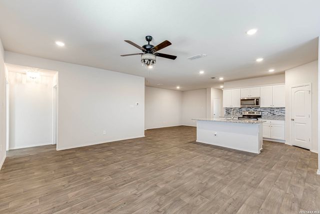 832 Indian Mallow, Seguin, TX 78155