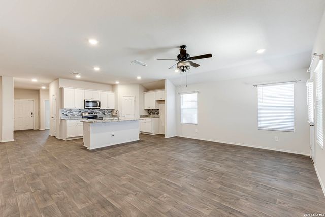 832 Indian Mallow, Seguin, TX 78155