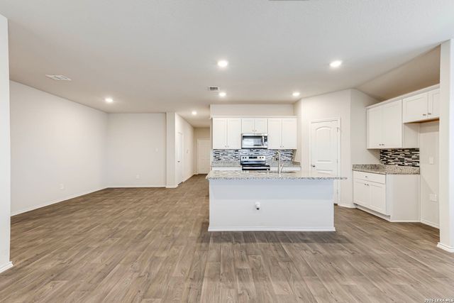 832 Indian Mallow, Seguin, TX 78155