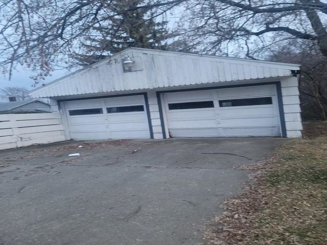 2103 Lynnwood Avenue, Saginaw, MI 48601