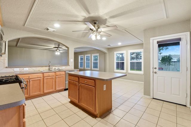 11130 Overland Trail Drive, Richmond, TX 77406