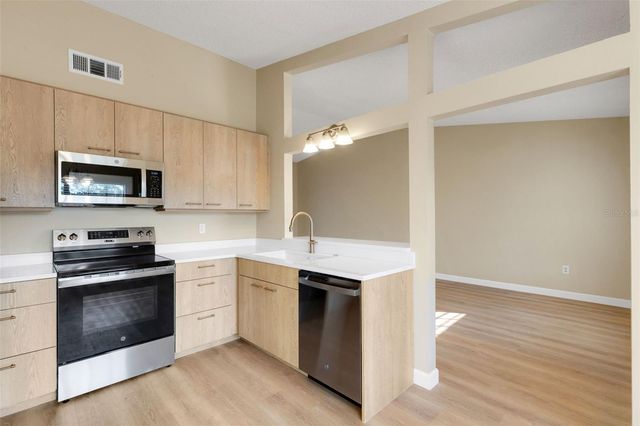 1550 N POMPANO AVENUE, Sarasota, FL 34237