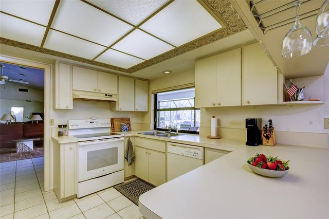 5115 EVERWOOD RUN, Sarasota, FL 34235