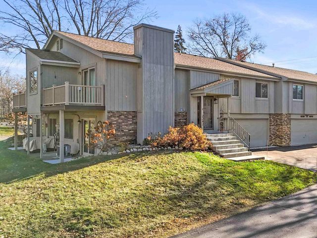 2242 Spruce Drive, Brainerd, MN 56401