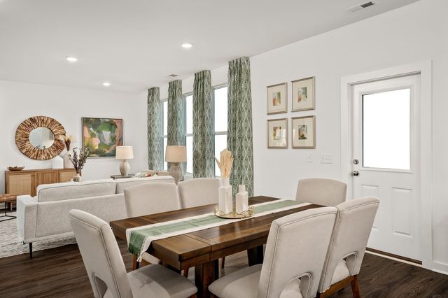 7040 Sutton Dr, White House, TN 37188