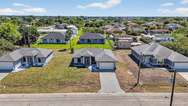 312 Rand Ave., Lehigh Acres, FL 33974