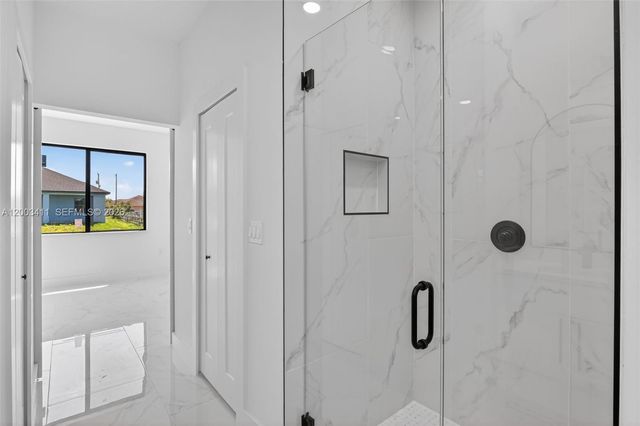 312 Rand Ave., Lehigh Acres, FL 33974