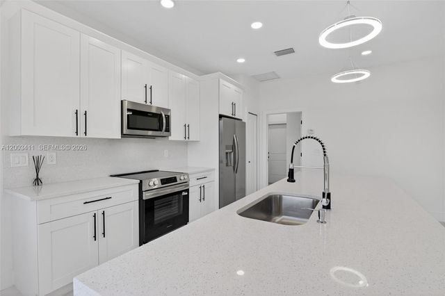 312 Rand Ave., Lehigh Acres, FL 33974