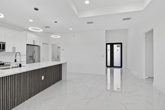 312 Rand Ave., Lehigh Acres, FL 33974