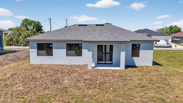312 Rand Ave., Lehigh Acres, FL 33974