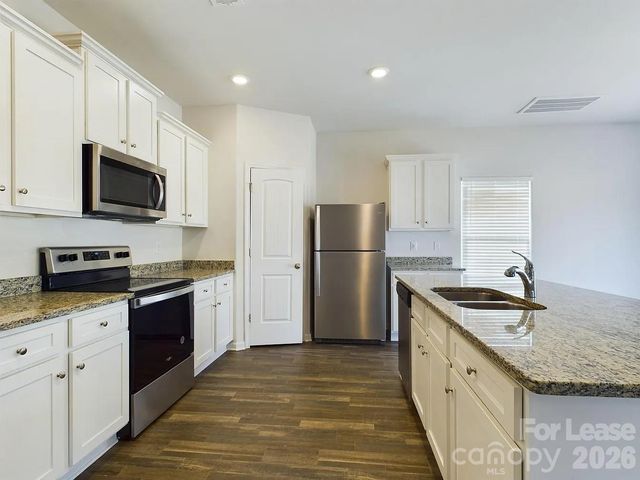 6217 Ahoskie Drive, Charlotte, NC 28215