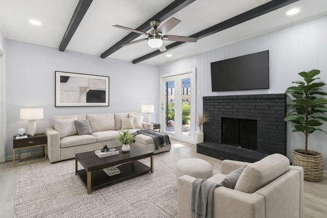 6004 E University Boulevard 131, Dallas, TX 75206