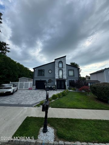 37 N Gable Court, Matawan, NJ 07747