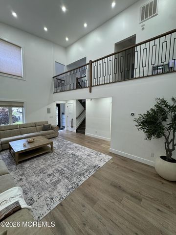 37 N Gable Court, Matawan, NJ 07747