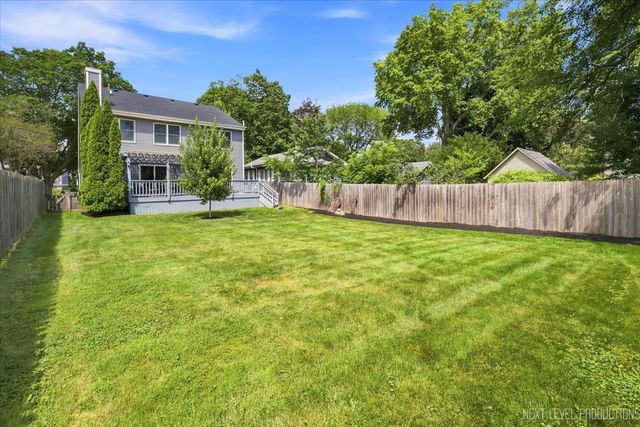 722 Center Street, Geneva, IL 60134