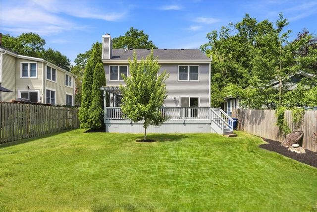 722 Center Street, Geneva, IL 60134