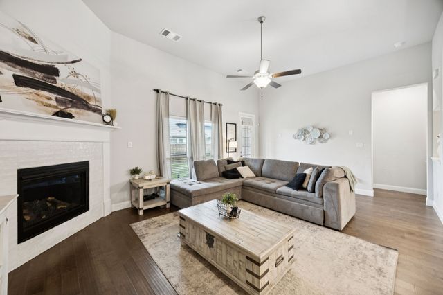 2012 Summer Sky Lane, Mansfield, TX 76063