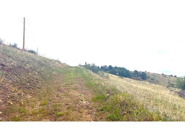 3 Eureka St, Central City, CO 80427