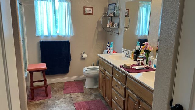 1256 County Road 1792, Yantis, TX 75497