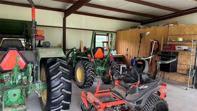 1256 County Road 1792, Yantis, TX 75497