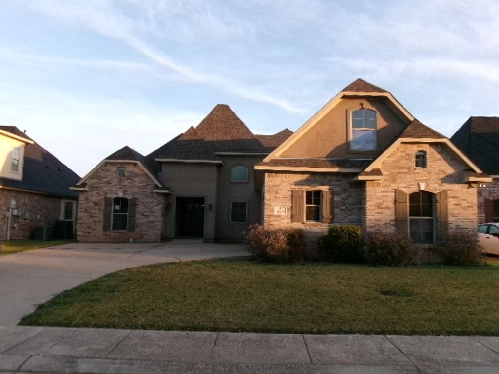 507 Falling Water Circle, Bossier City, LA 71112