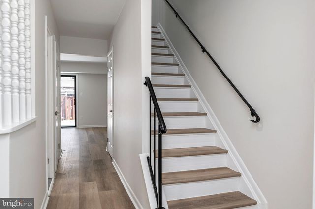 2124 MAGER DR, Herndon, VA 20170