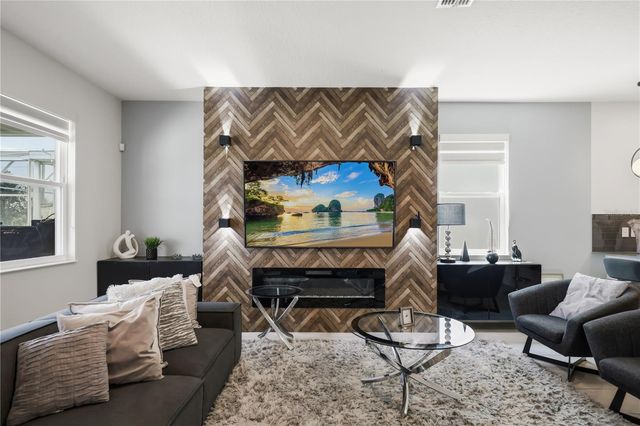 917 OCEAN COURSE AVENUE, Davenport, FL 33896