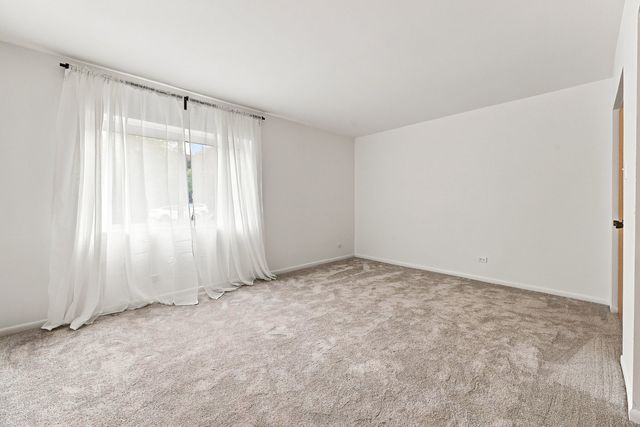 1025 S Fernandez Avenue 1S, Arlington Heights, IL 60005