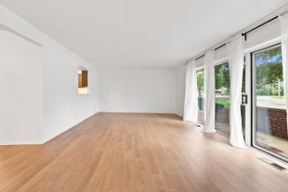 1025 S Fernandez Avenue 1S, Arlington Heights, IL 60005