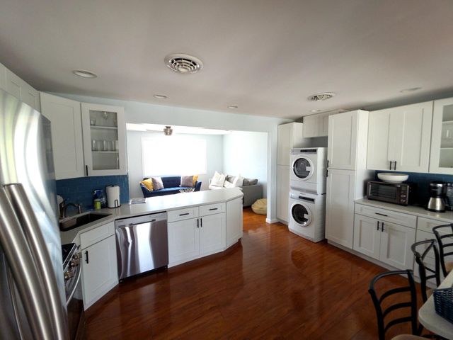 129 E RARITAN DR, Tuckerton, NJ 08087