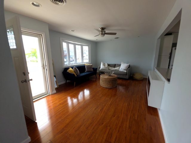 129 E RARITAN DR, Tuckerton, NJ 08087
