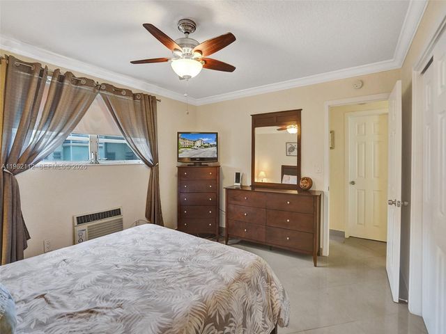 16701 NE 13th Ave 209, Miami, FL 33162