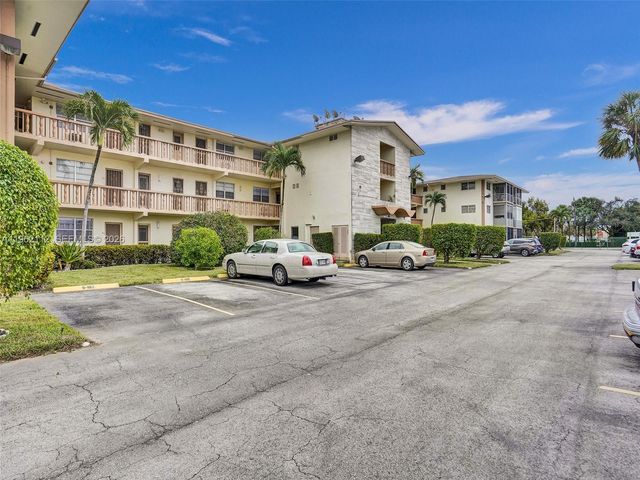 16701 NE 13th Ave 209, Miami, FL 33162