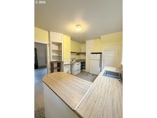 638 Se 34TH Ave, Portland, OR 97214