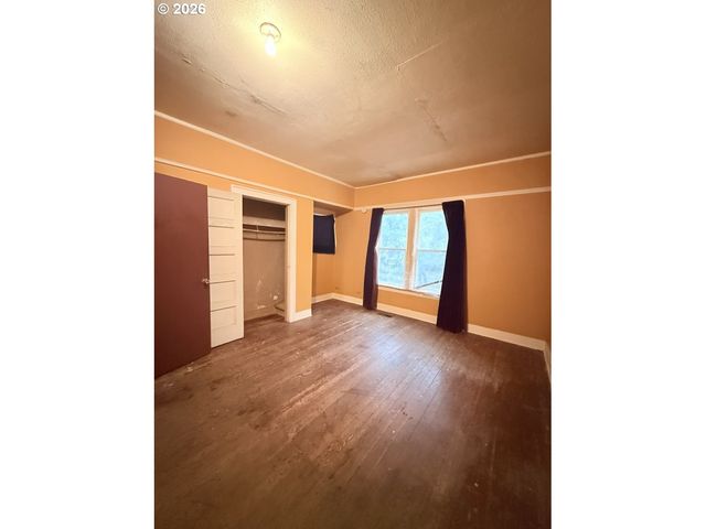 638 Se 34TH Ave, Portland, OR 97214