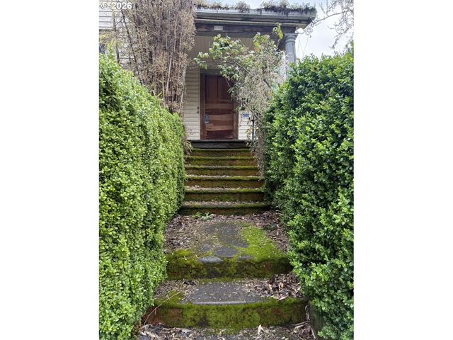 638 Se 34TH Ave, Portland, OR 97214