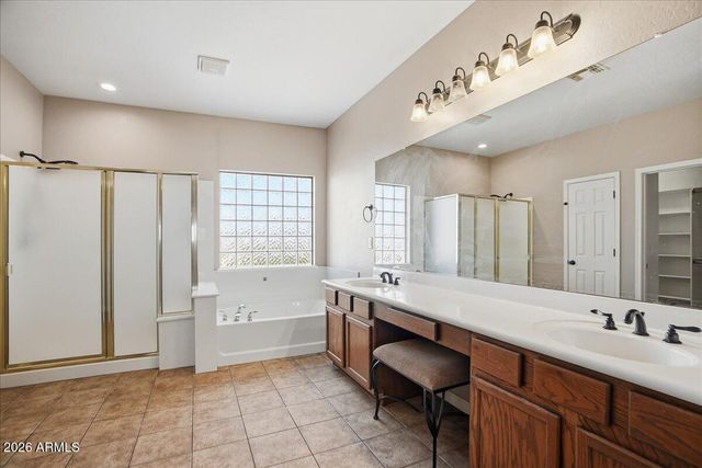 10740 E LOBO Avenue, Mesa, AZ 85209