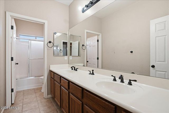 10740 E LOBO Avenue, Mesa, AZ 85209