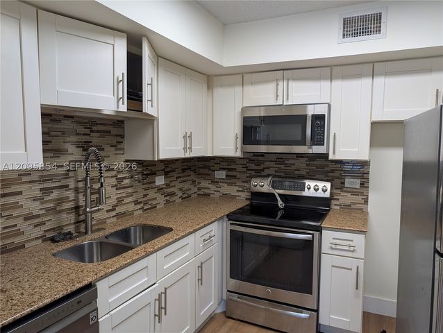 3600 N 56th Ave 101, Hollywood, FL 33021