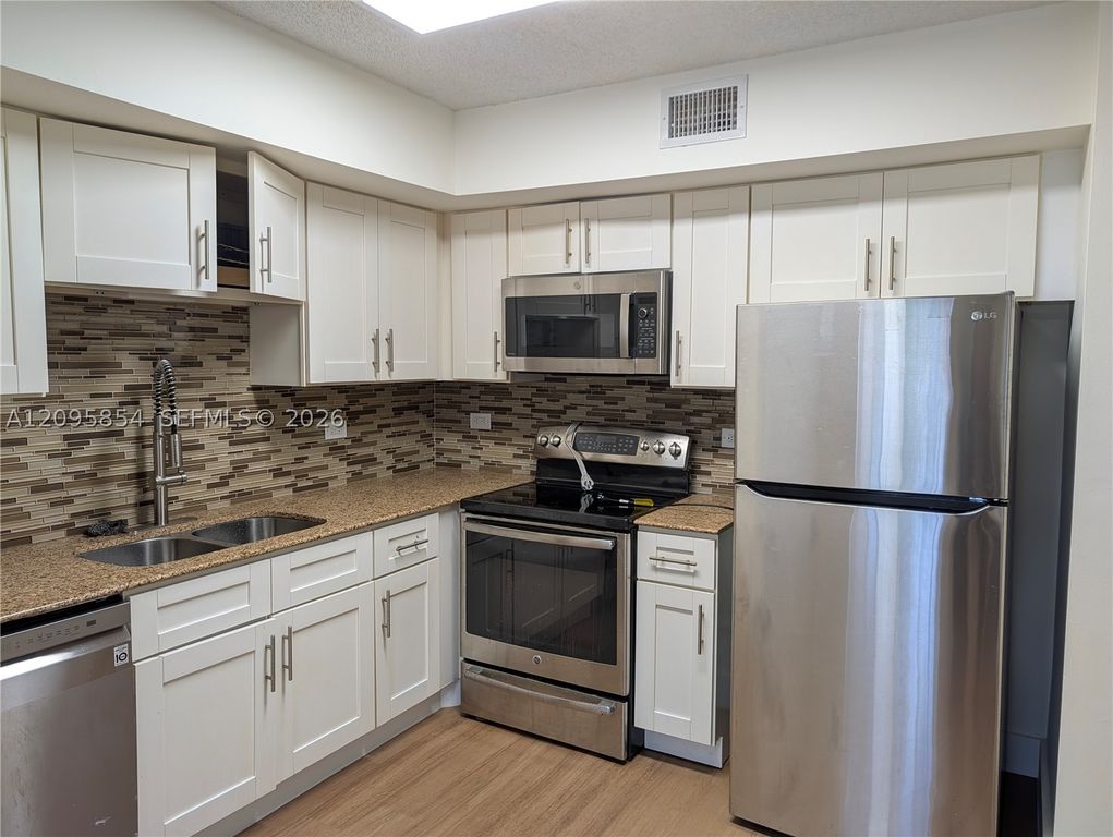 3600 N 56th Ave 101, Hollywood, FL 33021