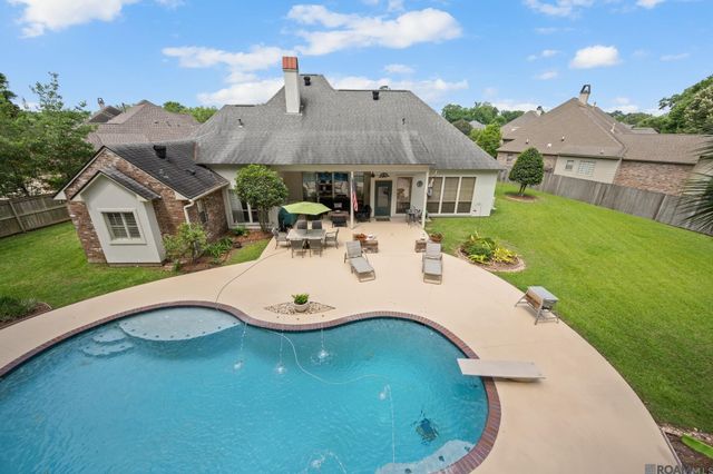 9417 Homestead Dr, Baton Rouge, LA 70817