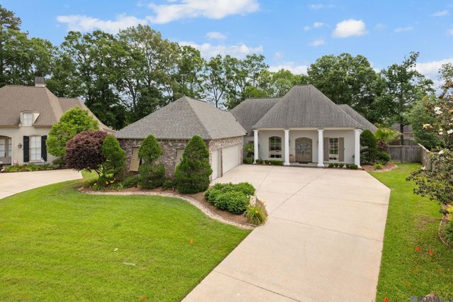 9417 Homestead Dr, Baton Rouge, LA 70817