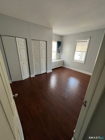 87 Amity Street, Hartford, CT 06106