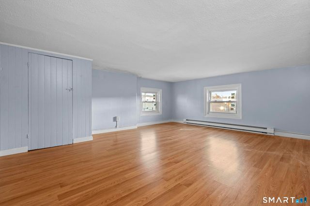 87 Amity Street, Hartford, CT 06106